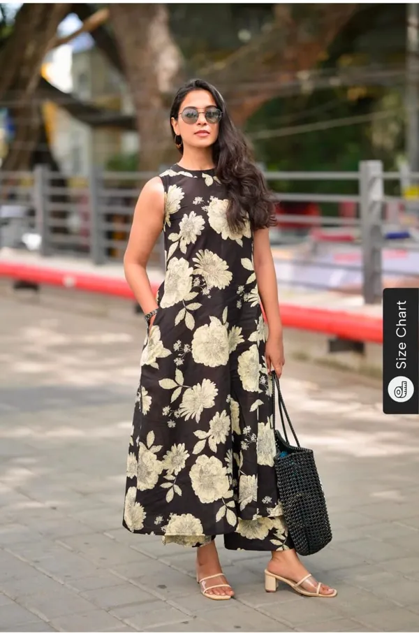 Beautiful_Black_Floral_Printed_Cotton__Kurta_with_Pant