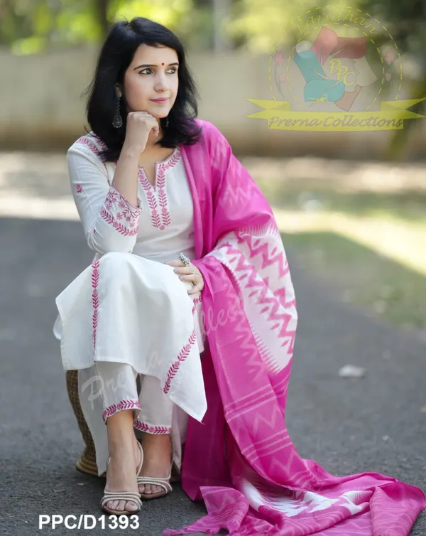 White_Cotton_Slub_Handloom_Kurta_Pant_With_Dupatta_Set_For_Women