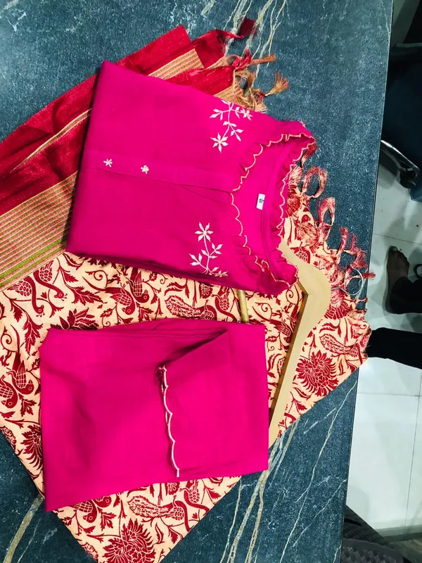 Cotton_Slub_Handloom_Kurta_Pant_With_Dupatta_Set