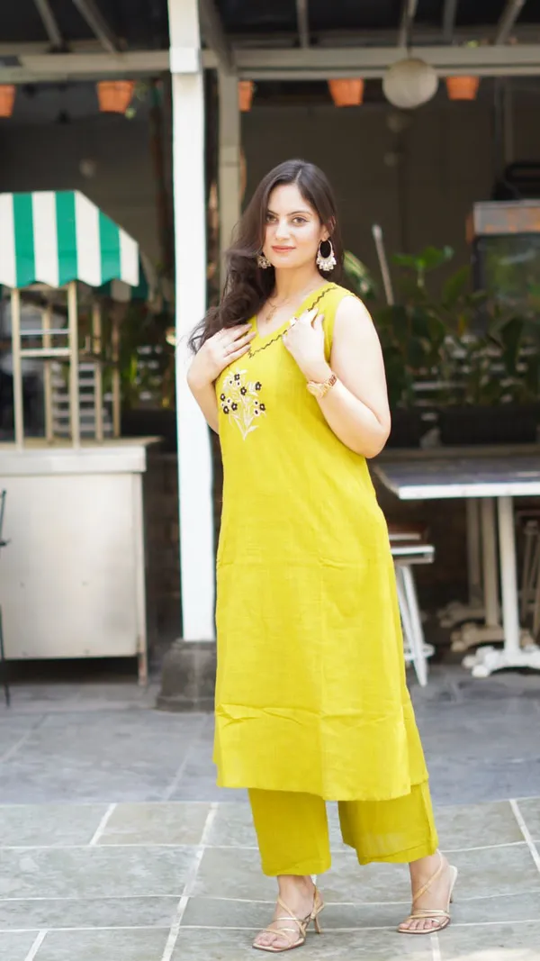 Fabric_Premium_Heavy_Slub_Cotton_Kurta_Palazzo_Set