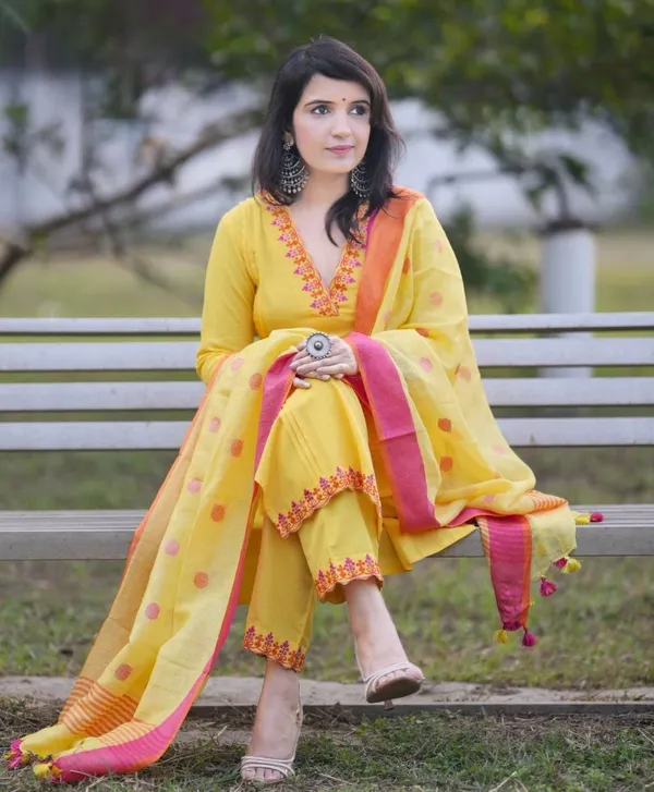 Handloom_Cotton_Suit_Kurta_Pant_With_Dupatta_Set
