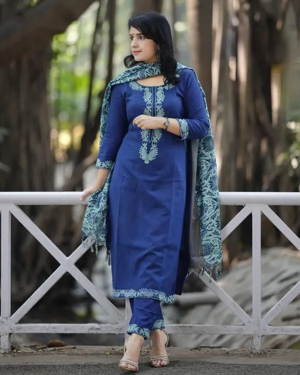 Khadi_Cotton_Embroidered_Set_With_Kurta_Pant_With_Dupatta_Set