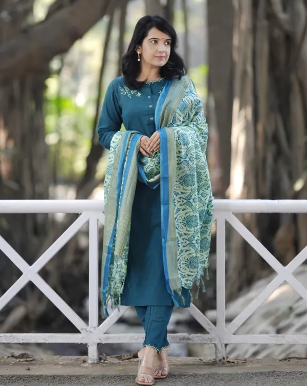 Khadi_Cotton_Embroidered_Set_With_Kurta_Pant_With_Dupatta_Set
