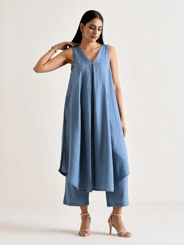 Light_blue_slub_Handloom_kurta_with_pant