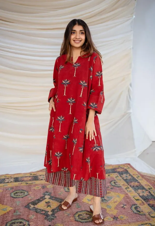 Pakistani_Kurta_Palazzo_Set_Prints_2Pis
