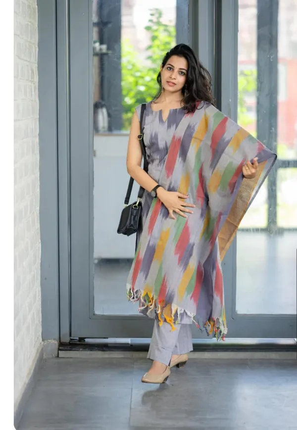Premium Cotton Kurti Pant & Dupatta Set – Ikkat Print | Neck Handwork | 4-Meter Ghera