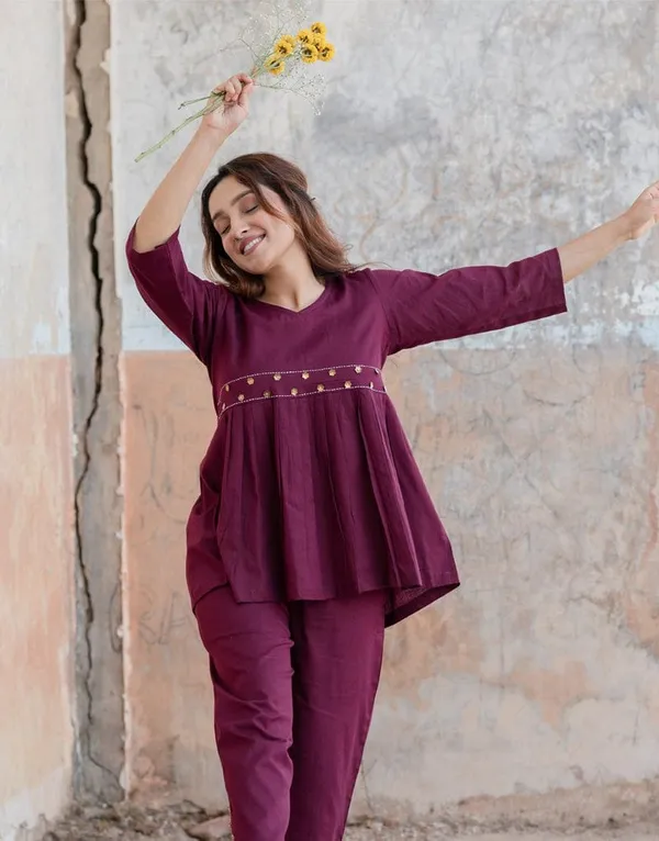 Wine_Cotton_Slub_Handloom_Kurta_With_Pant_Set