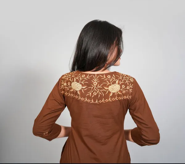 Cotton_Kurta_Pant_Sets_With_Embroidery_Work