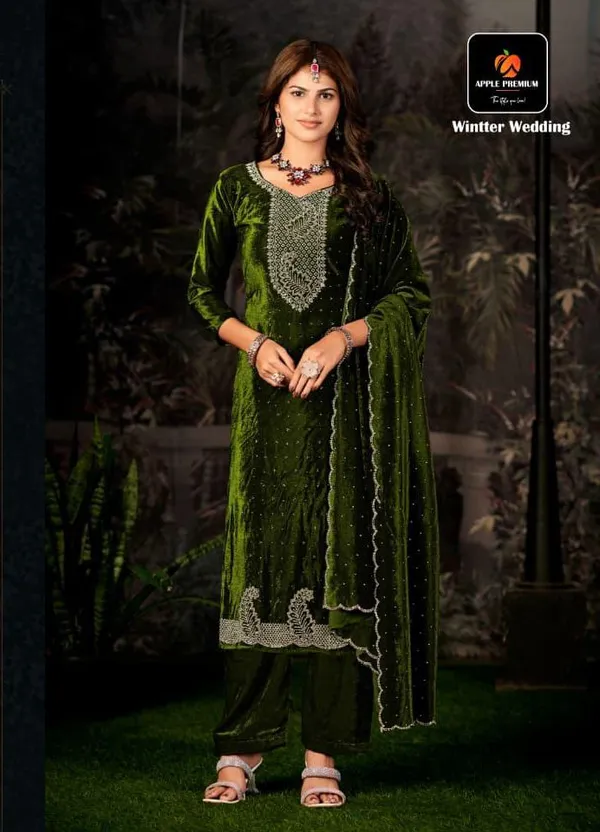 Mungiya_Premium_Pure_Makhmal_Suit_Set_For_Women