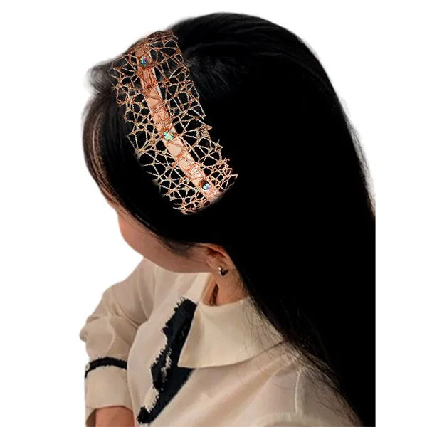 Elegant_ribbon-wrapped_hairband_featuring_shimmering_net_fabric_and_a_crystal_nag_adornment,_adding_sparkle_and_sophistication_to_your_hairstyle.