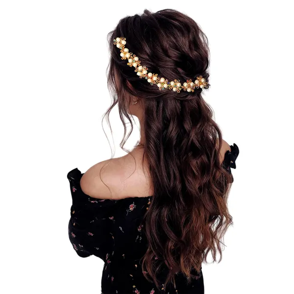 "Elegant_Pearl_Beaded_Chakri_Headpiece_with_Crystal_Nag_and_Secure_Hooks_for_Stylish_Hair_Attachment"