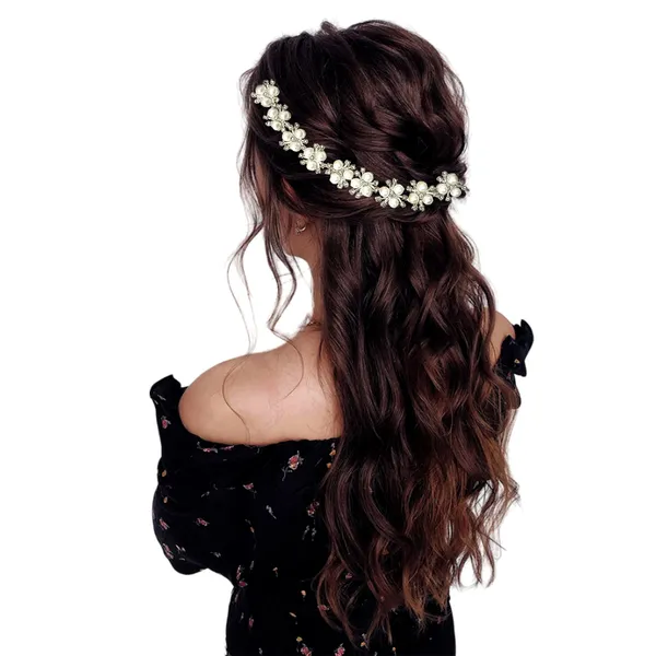 "Elegant_Pearl_Beaded_Chakri_Headpiece_with_Crystal_Nag_and_Secure_Hooks_for_Stylish_Hair_Attachment"