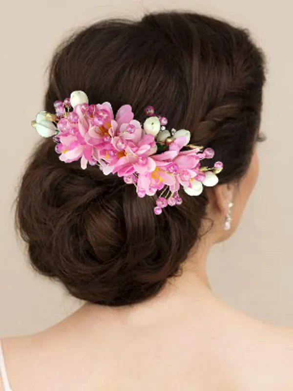 Artificial_Beautiful_Flower_Comb_Slide_|_Bridal_Hair_Barrette_Ties,_Hairpins_For_Women_&_Girls