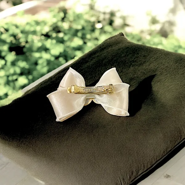 Charming_Butterfly_Hair_Bow.