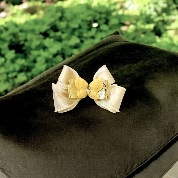 Charming_Butterfly_Hair_Bow.
