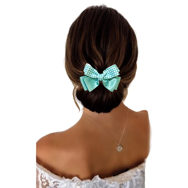Chic_Elegance:_The_Perfect_Hair_Bow.
