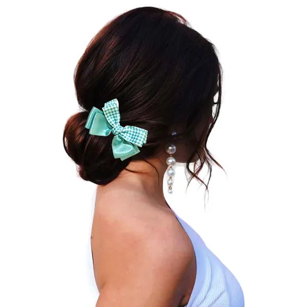 Chic_Elegance:_The_Perfect_Hair_Bow.