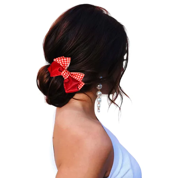 Chic_Elegance:_The_Perfect_Hair_Bow.