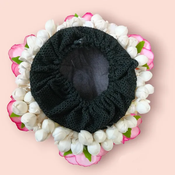 Baby_Pink_Artificial_Rose_With_Mogra_Gajra_Floral_Design_Juda_Cover_For_Women_&_Girls_(14_X_8_X_1_Cm)