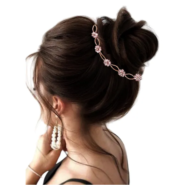 Elegant_Crystal_Chain_Headpiece_with_Delicate_Drop-Shaped_Flower_for_a_Glamorous,_Timeless_Hair_Accessory_Look