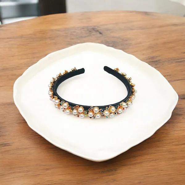 Elegant_Pearl_&_Crystal_Hair_Band.