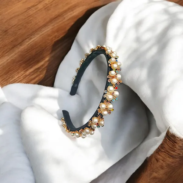 Elegant_Pearl_&_Crystal_Hair_Band.