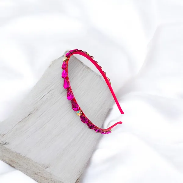 Elevate_Your_Style_with_Our_Stunning_Drop-Shaped_Crystal_Hairband_Featuring_Shimmering_Nag_Crystals_Perfect_for_Any_Occasion,_Lightweight,_Comfortable,_and_Suitable_for_All_Hair_Types_and_Ages