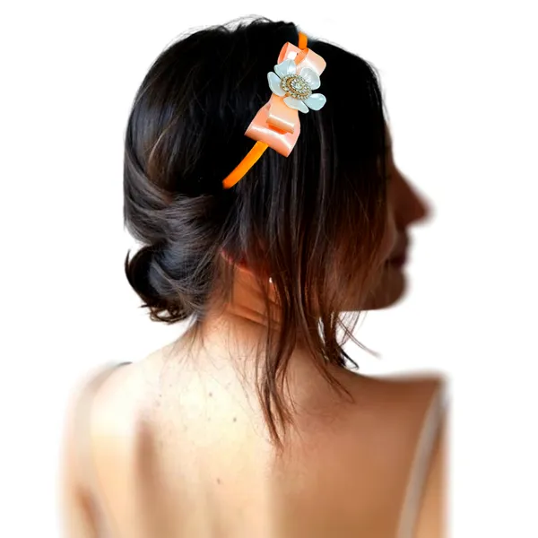 Elevate_your_style_with_our_elegant_hairband,_featuring_a_chic_bow,_stunning_pearl_flower,_and_sparkling_nag_crystals._Lightweight_and_comfortable,_it's_perfect_for_any_occasion_and_suitable_for_all_ages.