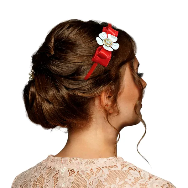 Elevate_your_style_with_our_elegant_hairband,_featuring_a_chic_bow,_stunning_pearl_flower,_and_sparkling_nag_crystals._Lightweight_and_comfortable,_it's_perfect_for_any_occasion_and_suitable_for_all_ages.