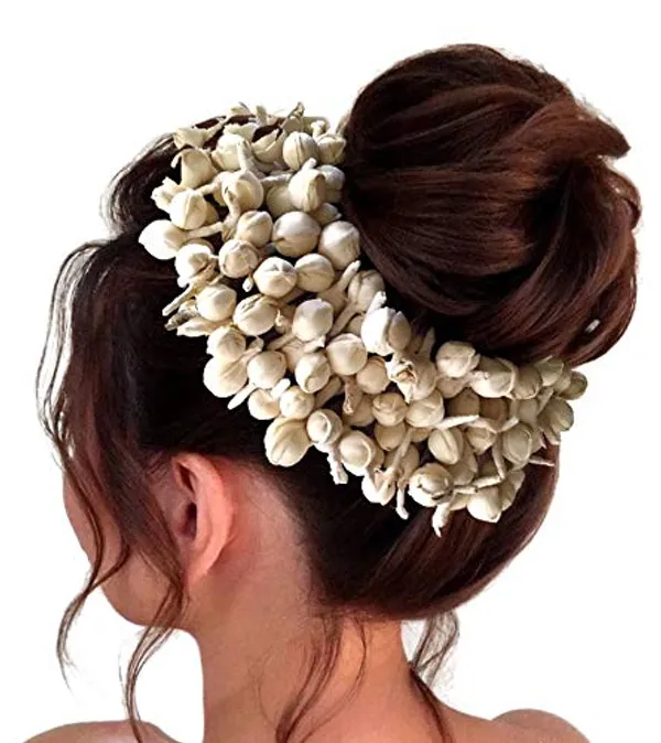 White_Gajra_Hair_Accessories_For_Women