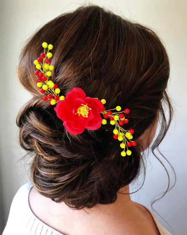 Red_Attractive_Artificial_Rose_Flower_Shaped_Wedding_Hair_Accessories_For_Women_&_Girls_(14_X_8_X_1_Cm)
