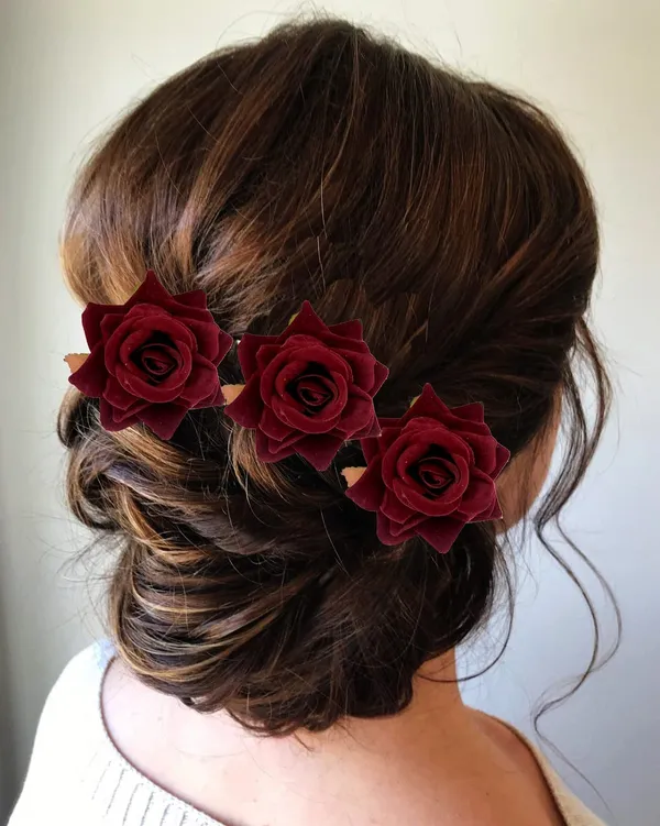 Maroon_Flower_Artificial_Hair_Clip_Set_Pack_Of