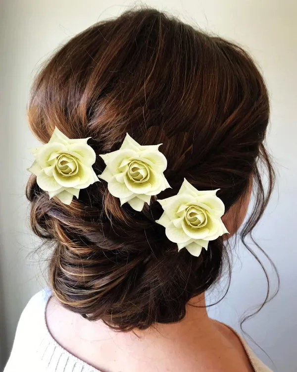 White_Flower_Artificial_Hair_Clip_Set_Pack_Of_6