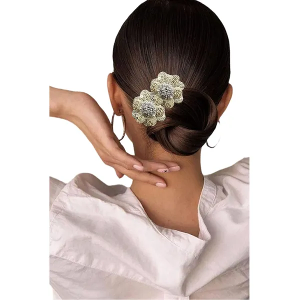 Silver_Artificial_Floral_Bridal_Brooch_&_Hair_Pin_(6_Rose_Clips)