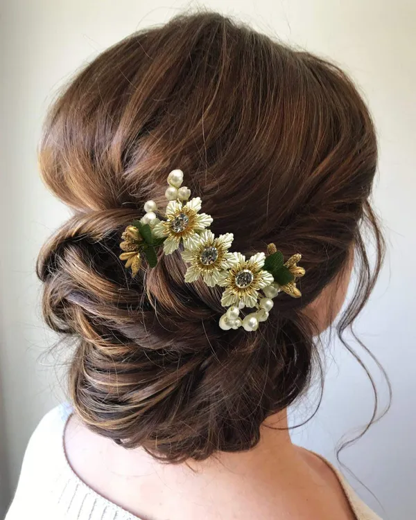 White_&_Green_Flower_Comb_Slide_Hair_Pin