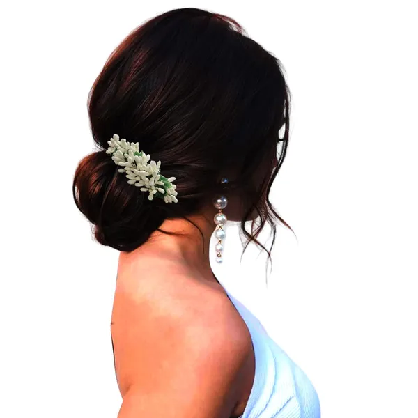 White_Artificial_Floral_Bridal_Brooch_&_Hair_Pin_(16_X_14_X_10_Cm)