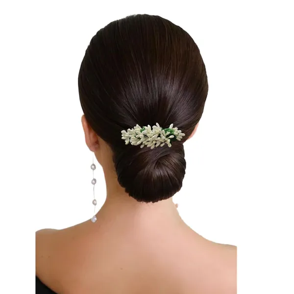 White_Artificial_Floral_Bridal_Brooch_&_Hair_Pin_(16_X_14_X_10_Cm)