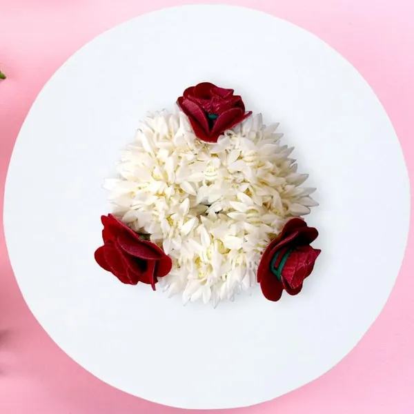 Maroon_Mogra_Gajra_With_Rose_Artificial_Flowers_Scrunchies_Rubber_Band