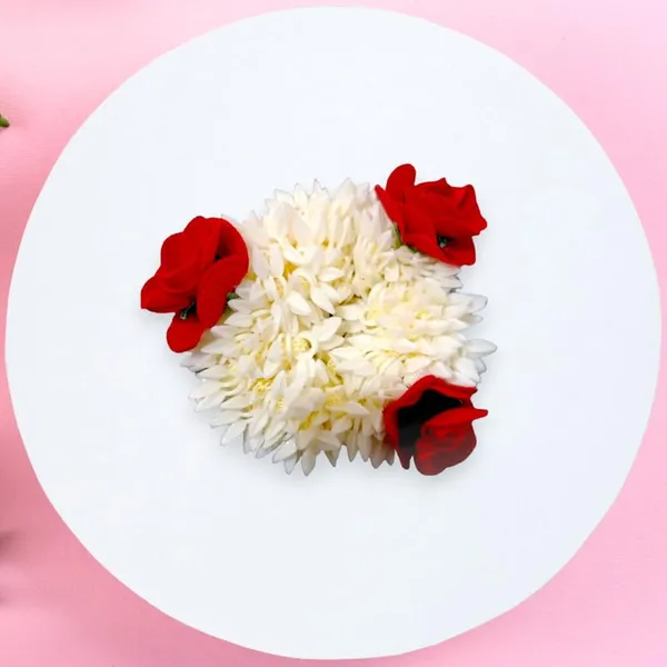Red_Mogra_Gajra_With_Rose_Artificial_Flowers_Scrunchies_Rubber_Band