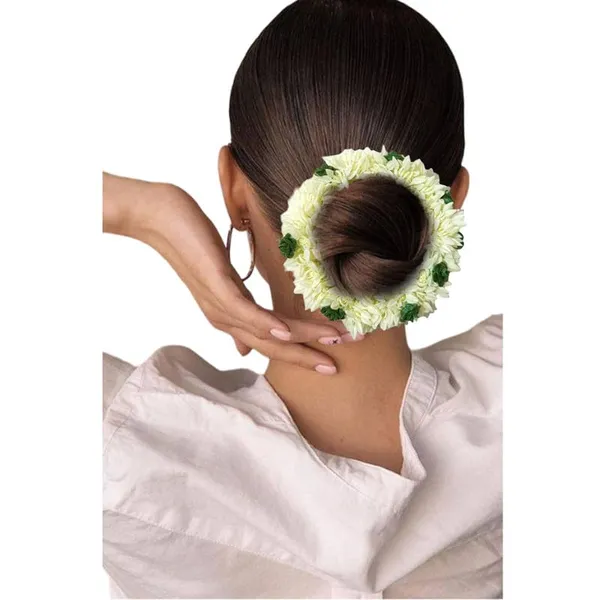 Dark_Green_Mogra_Gajra_With_Rose_Artificial_Flowers_Scrunchies_Rubber_Band