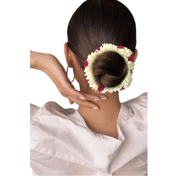 Pink_Mogra_Gajra_With_Rose_Artificial_Flowers_Scrunchies_Rubber_Band