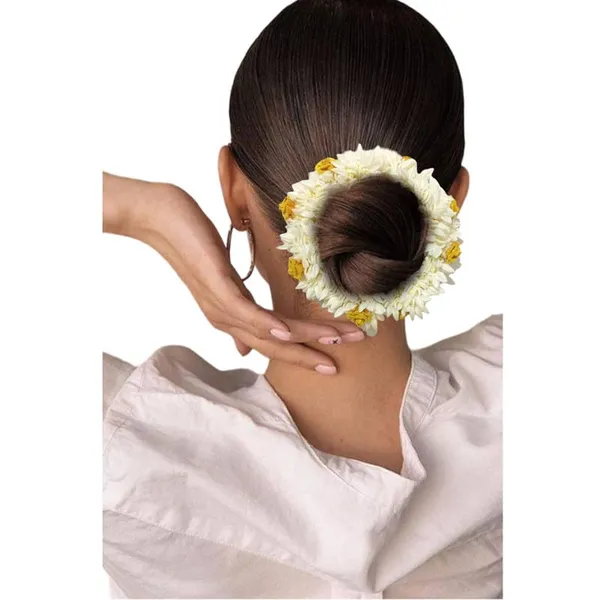 Yellow_Mogra_Gajra_With_Rose_Artificial_Flowers_Scrunchies_Rubber_Band