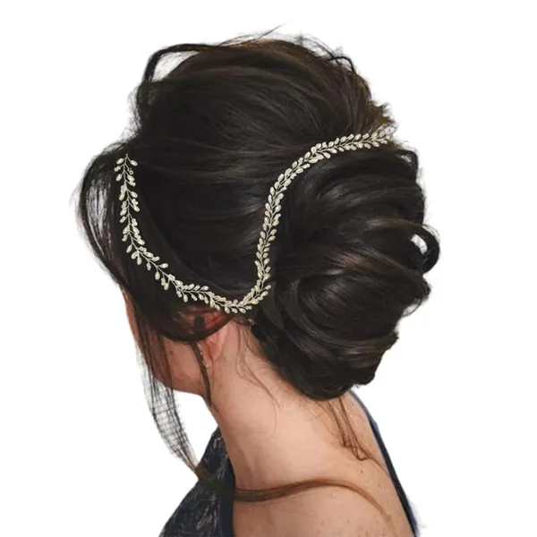 Silver_Lustrous_Pearl_&_Transparent_Bead_Tiara