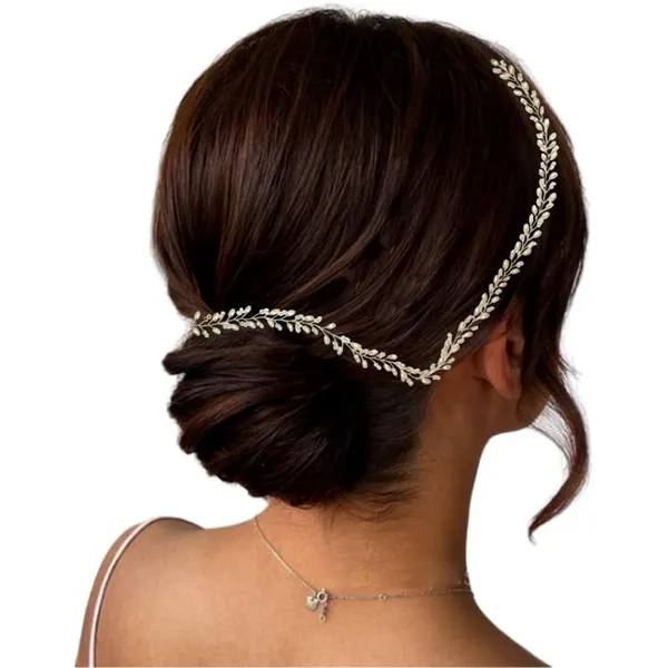 Silver_Lustrous_Pearl_&_Transparent_Bead_Tiara