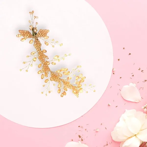 Golden_Artificial_Floral_Bridal_Brooch_&_Hair_Vein