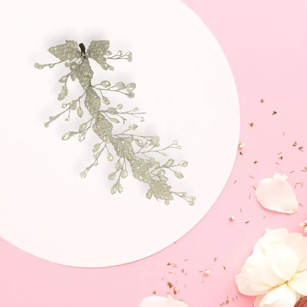 Silver_Artificial_Floral_Bridal_Brooch_&_Hair_Vein