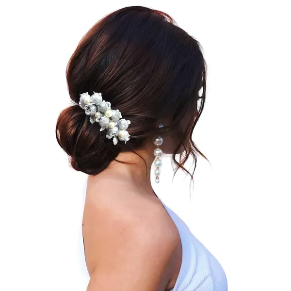 Silver_Artificial_Floral_Bridal_Brooch_&_Hair_Pin_Comb_(16_X_14_X_10_Cm)