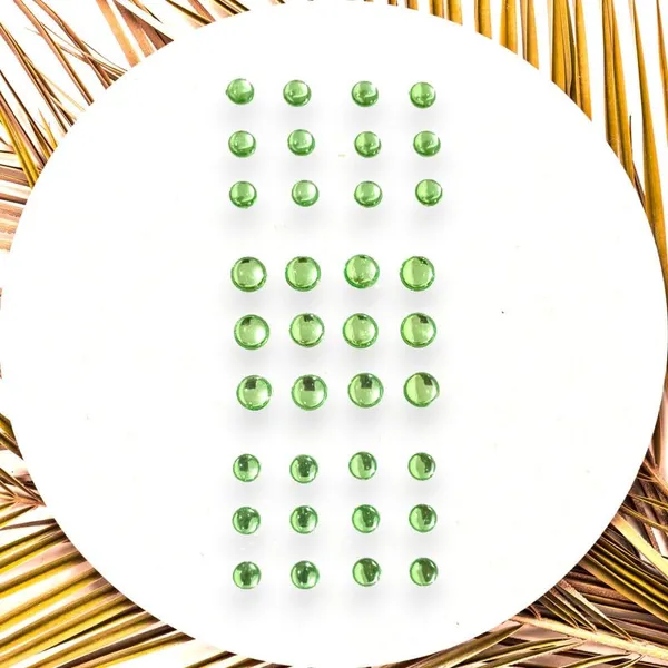 Light_Green_Round_Shaped_Stick_On_Hair_Stickers_(24_Pcs_8Mm_&_12_Pcs_10Mm)