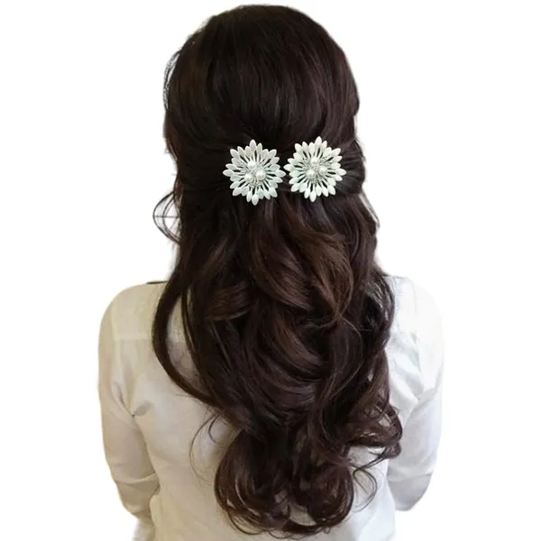White_Crystal_Flower_Hair_Comb_With_Central_Crystal_Stone_And_Three_Pearl_Beads
