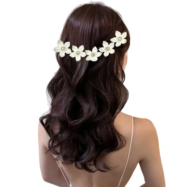 White_Crystal_Flower_Hair_Piece_With_5_Petal_Flowers_Adorned_With_Sparkling_Crystal_Stones_At_The_Center